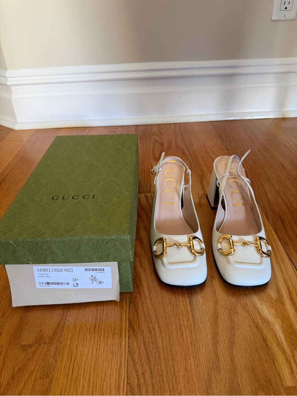 Gucci White Leather Horsebit Slingback Pumps with Gold Hardware